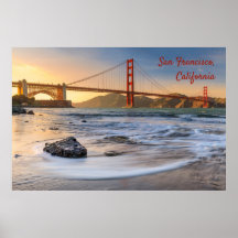 Golden Gate Bridge à San Francisco au coucher du s