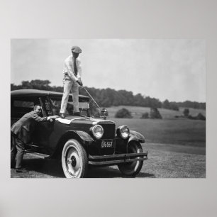 Affiche Golfer Teeing Off sur le toit de voiture, noir et