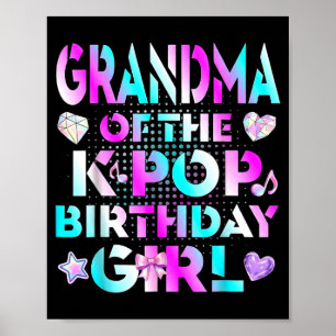 Affiche Grand-mère de la fille qui fête son anniversaire F