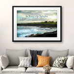 Affiche Hawaii Black Sand Beach Voyage Destination<br><div class="desc">"Le voyage est la destination." A l'extrémité sud de Big Island of Hawaii se trouve une plage de sable noir immaculé. J'ai heurté cette scène de vagues s'écrasant contre les rochers de lave en fin d'après-midi soleil. Vous pouvez facilement personnaliser cet art mural plus je propose également la personnalisation sur...</div>