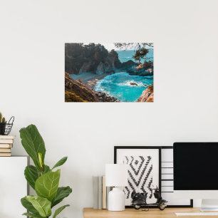 Affiche Hidden Falls – Sérénité Côtière