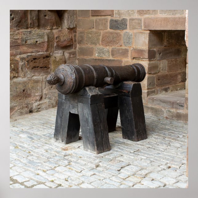 Affiche Historic Cannon on Wooden Stand (Devant)