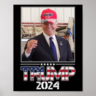 Affiche Joe Biden portant un chapeau Trump Élection Drôle