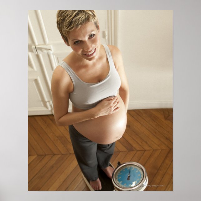 Affiche Joyeuse femme enceinte debout à l'échelle (Devant)