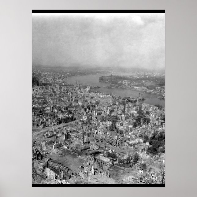 Affiche La cathédrale de Cologne est debout (Devant)