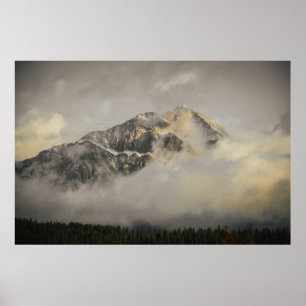 AFFICHE LA NEIGE COUVERT LA MONTAGNE SOUS LE CIEL NUAGE PE