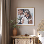Affiche L'amour dans un script élégant | Votre photo avec<br><div class="desc">Cette belle affiche présente le mot "Amour" dans un élégant script de calligraphie tourbillonnant, avec l'une de vos photos personnelles préférées et un coeur griffé manuscrit. Vous pouvez ajouter vos initiales ou votre monogramme, ou le nom de tout être cher comme votre mère, votre grand-mère, votre famille ou votre conjoint....</div>