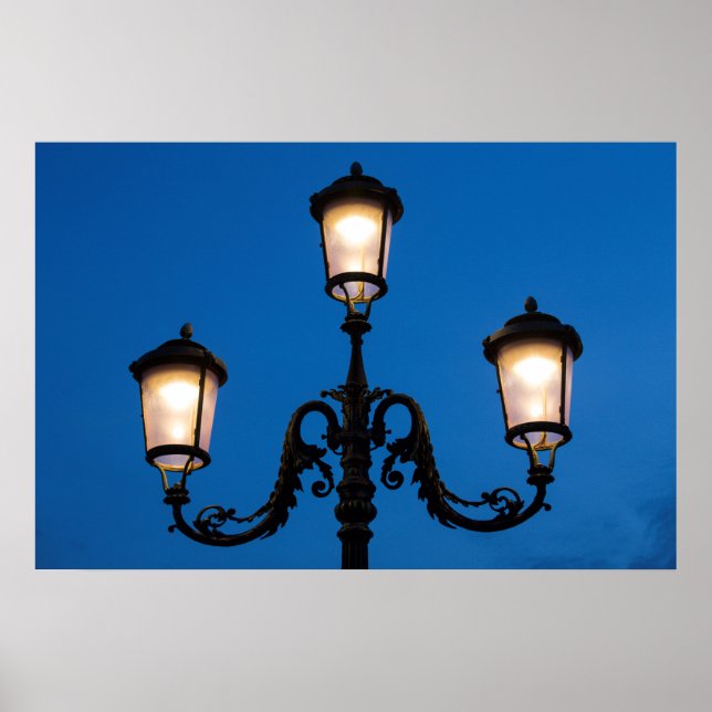 Affiche Lampe allumée la nuit, Venise (Devant)