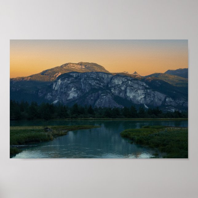 Affiche Le chef Stawamus pics à Squamish (Devant)