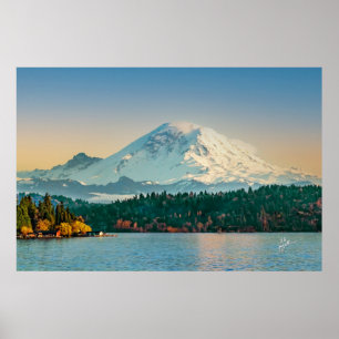 Affiche Le Mont Rainier surplombe le lac Washington Sunset