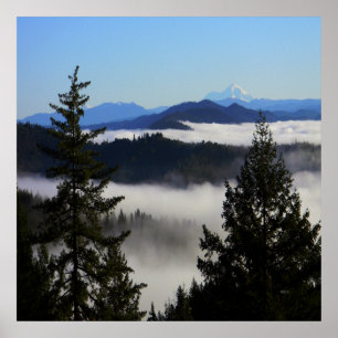 Affiche Le mont Shasta au-delà du brouillard...