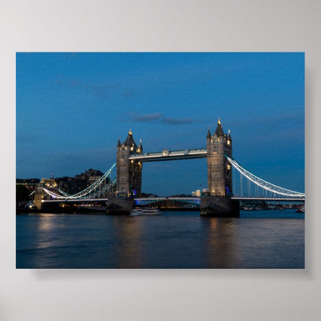 Affiche Le pont de la tour à l'heure bleue (Devant)