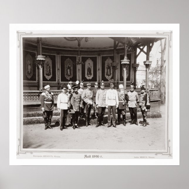 Affiche Le tsar Nicholas II (1868-1918) debout dans le jar (Devant)