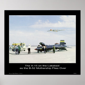 Affiche Le X-15 sur le Lakebed comme la Mère B-52