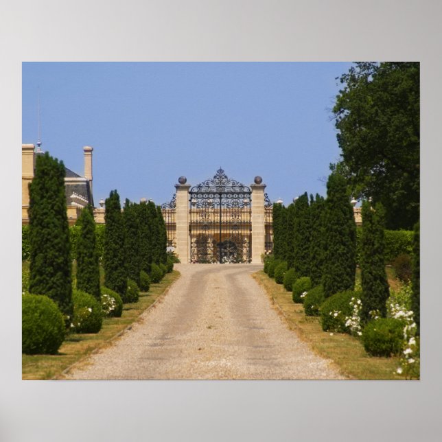 Affiche L'entrée imposante du Château Haut Sarpe, la (Devant)