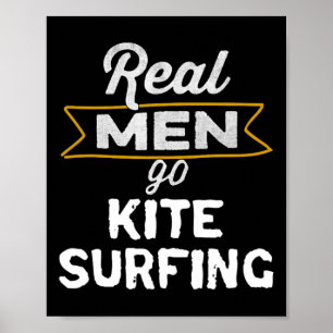 Affiche Les vrais hommes drôles font du kitesurf sur la pl