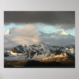 Affiche Lever de soleil sur les chaînes de montagnes au su