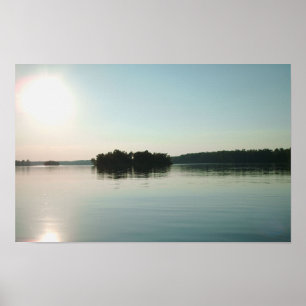 Affiche Lever de soleil sur un lac calme