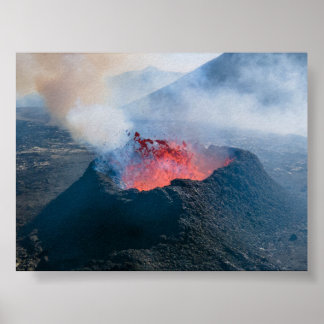 Affiche Litli Hrutur volcano eruption in Iceland