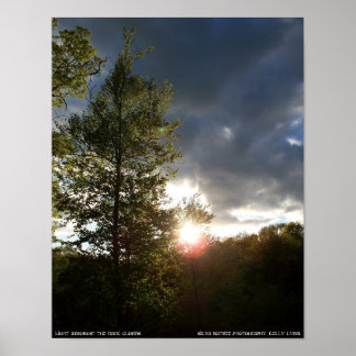 Affiche Lumière Dans Les Nuages Sombres