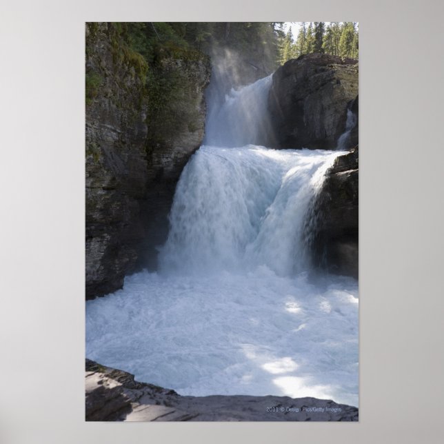 Affiche Lumière Du Soleil Sur Les Cascades Du Côté D'Une M (Devant)