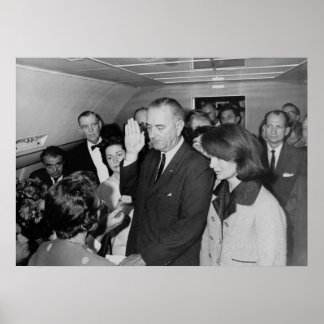 Affiche Lyndon B. Johnson prêtant serment d'office