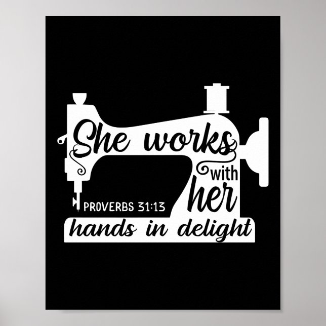 Affiche Machine À Coudre Elle Travaille Avec Ses Mains Dan (Devant)