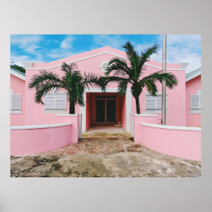 Affiche Maison en béton rose et blanc près des arbres vert