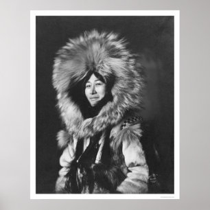 Affiche Manteau de fourrure de port 1915 de femme