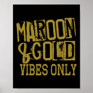 Affiche Marron Or Vibes Seulement T-Shirt Game Day Tee Hau