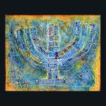 Affiche Menorah bleue<br><div class="desc">L'oeuvre originale de cette menorah est une peinture mixte créée avec de la peinture acrylique,  de la pâte de modélisation et du papier de l'artiste juif contemporain Meredith Gould.</div>