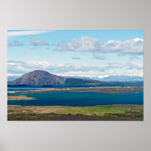 Affiche Mer du matin islandais avec fermes dans un fjord
