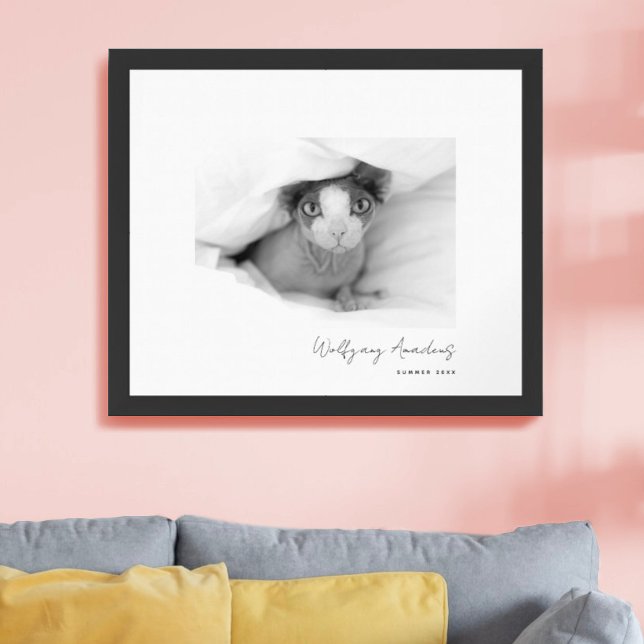 Affiche Minimalist Black and White Photo Caption (Créateur téléchargé)