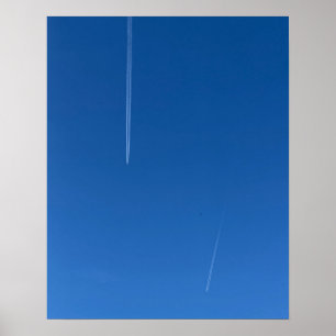 Affiche Minimaliste de Traînées dans un Ciel Bleu