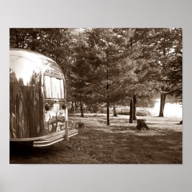 Affiche Mirror Lake Retro Camper Tin Can Sepia Print (Devant)