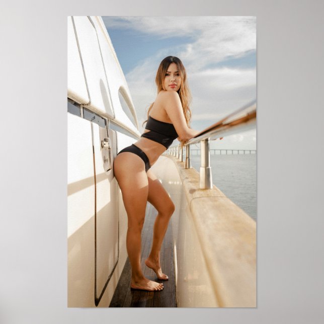 Affiche Model Wearing A Black Bikini (Devant)