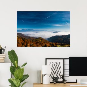 Affiche Montagnes d'automne et brouillard dans la vallée