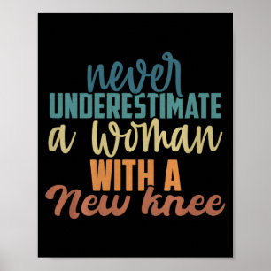 Affiche Ne sous-estimez jamais une femme avec une nouvelle