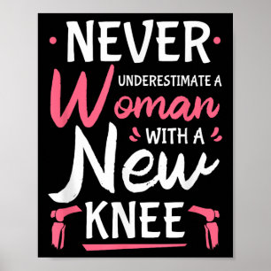 Affiche Ne sous-estimez jamais une femme avec une nouvelle