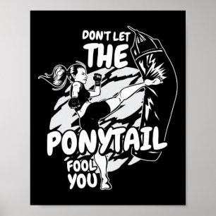 Affiche Ne vous laissez pas tromper par la queue de cheval