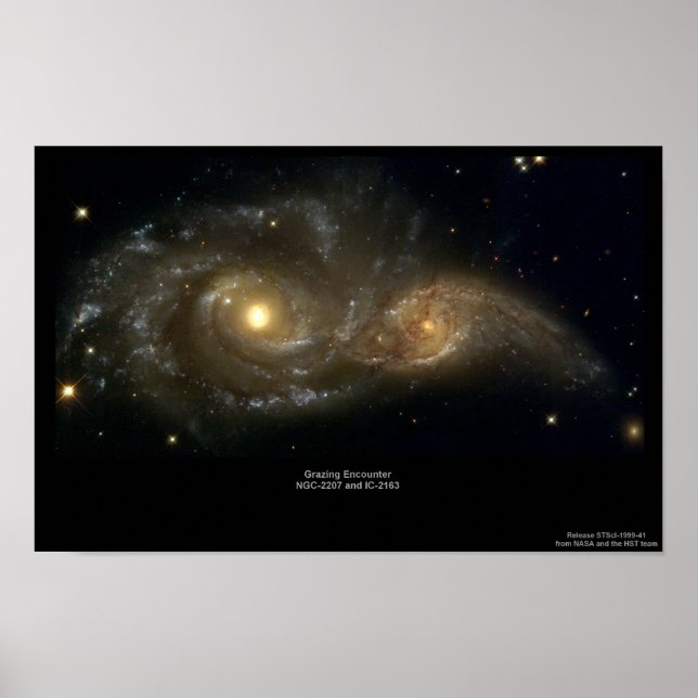 Affiche NGC-2207 et IC-2163 Galaxies de pâturage (Devant)