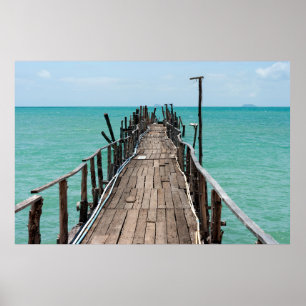 Affiche Nice wooden bridge with blue sea background at Sam