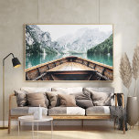 Affiche Nordic Lake Mountain Boat Nature<br><div class="desc">Découvrez la beauté sereine de la nature avec l'affiche de la nature de Nordic Lake Mountain Boat. Doté d'un lac tranquille entouré de montagnes majestueuses, ce poster présente un petit bateau solitaire en bois flottant tranquillement sur l'eau, reflétant parfaitement l'esthétique nordique minimaliste. Les tons apaisants et les paysages pittoresques évoquent...</div>
