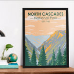 Affiche North Cascades National Park Washington Vintage<br><div class="desc">Design vectoriel de North Cascades. Le parc comprend une section nord et sud,  divisée par la rivière Skagit qui traverse les réservoirs de la zone de loisirs nationale de Ross Lake.</div>