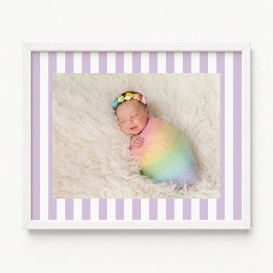 Affiche Nouvelle Photo de Bébé Fille aux Rayures Mauves Cl