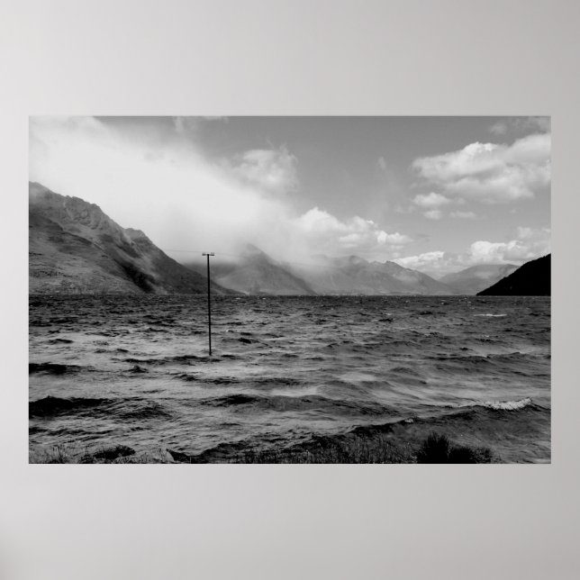 Affiche Nuages au-dessus du lac (Devant)