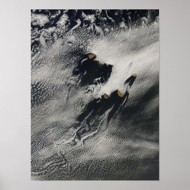 Affiche Nuages ondulés en forme d'onde de navire et vortic (Devant)