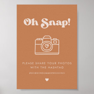 Affiche Panneau de hashtag rétro Brown Oh Snap Mariage