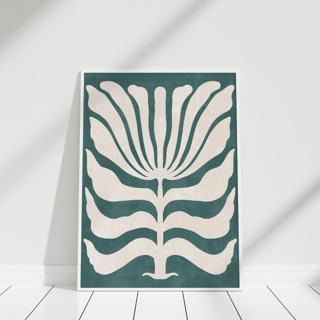 Affiche Papier peint floral abstrait sarcelle poussiéreux  (Boho Blue and White Abstract Flower Wall Art in a white frame against white wall.
)