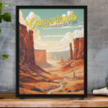Affiche Parc national des Canyons Illustration Rétro<br><div class="desc">Canyonlands conception d'art vectoriel. Le parc est connu pour ses paysages désertiques spectaculaires sculptés par le fleuve Colorado. Island in the Sky est une immense mesa au sommet plat avec vue panoramique.</div>